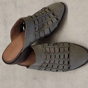 Crevo Sage Green Woven Leather Mules Size 6 NWOB